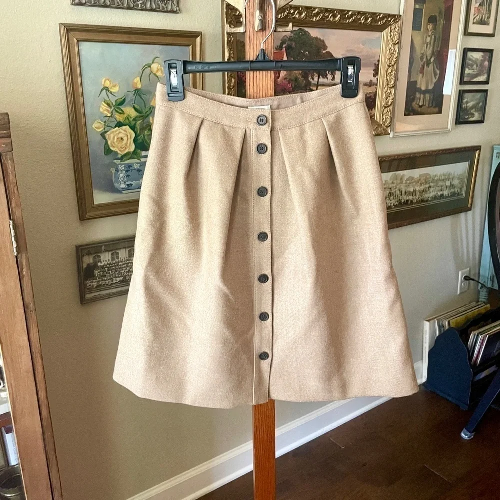 J. Crew 100% wool button front pleated knee length lined a-line skirt SZ 0 tan